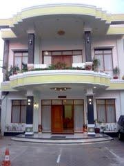 Hôtel Trio Bandung Extérieur photo